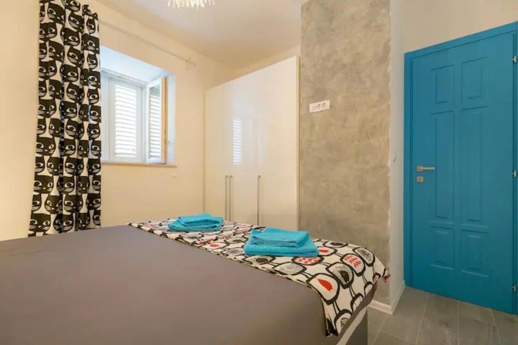 Apartment Jazzy Stairs On The Way To The Apt Ragusa Esterno foto